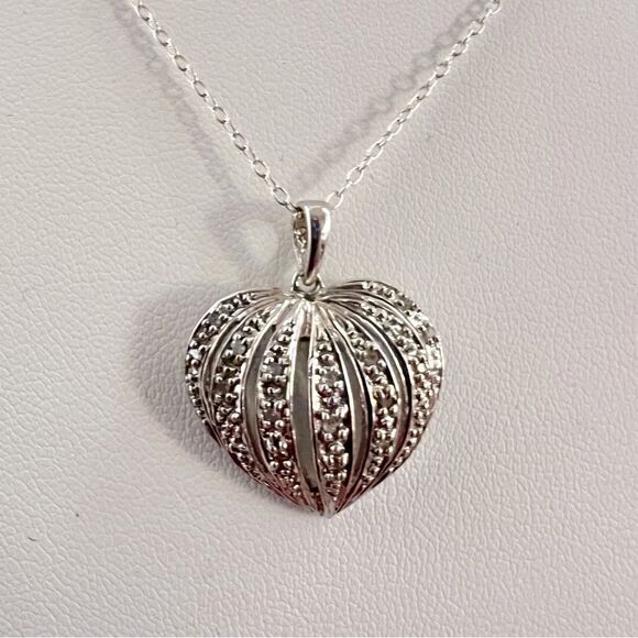 Sterling Silver and Diamond Sliced Heart Necklace Signed HOU - Picture 1 of 9